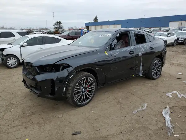 5UX33EX07R9U82075 2024 BMW X6 - Image 1