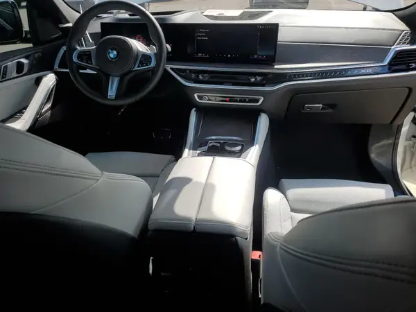 5UX33EX07S9X91633 2025 BMW X6 - Image 8