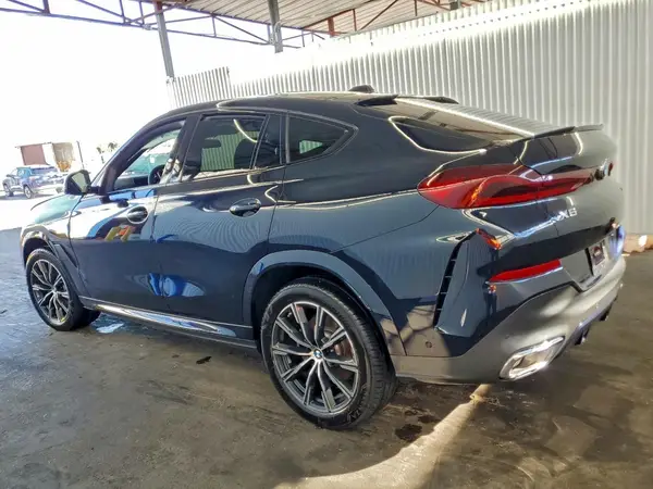 5UX33EX07T9155845 2026 BMW X6 - Image 2