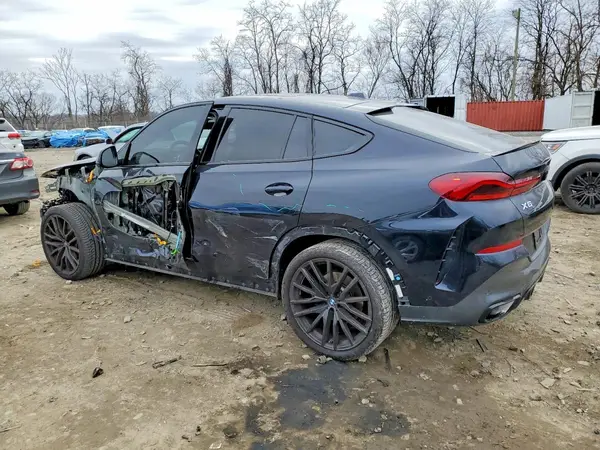 5UX33EX08R9U79072 2024 BMW X6 - Image 2