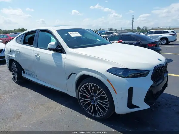 5UX33EX08S9Y77470 2025 BMW X6 - Image 1