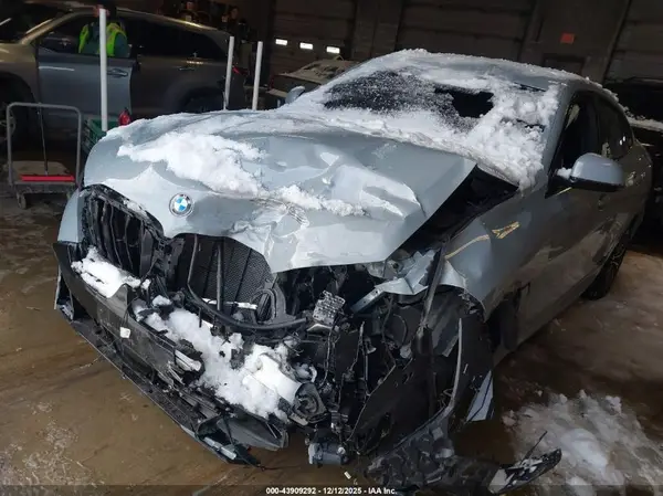 5UX33EX08S9Z28157 2025 BMW X6 - Image 2