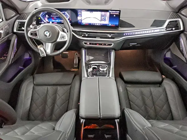 5UX33EX08S9Z39983 2025 BMW X6 - Image 8