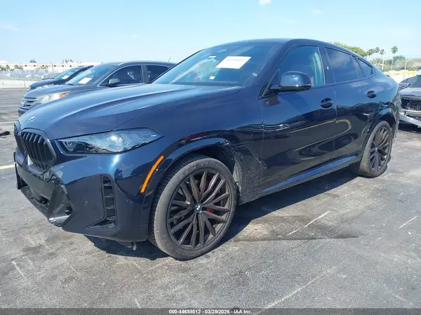 5UX33EX08T9210772 2026 BMW X6 - Image 2