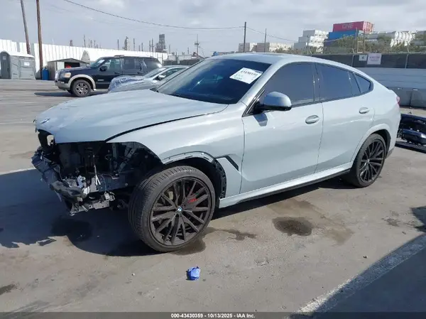 5UX33EX09R9S21501 2024 BMW X6 - Image 2