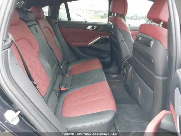 5UX33EX09R9T00859 2024 BMW X6 - Image 8