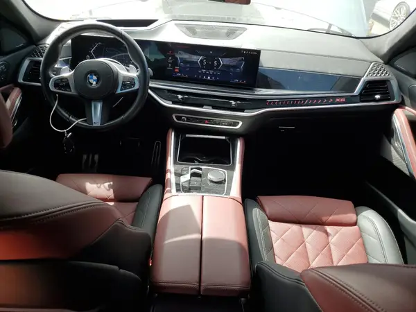 5UX33EX09R9T32078 2024 BMW X6 - Image 8
