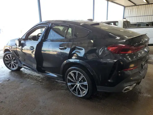 5UX33EX09S9X00975 2025 BMW X6 - Image 2