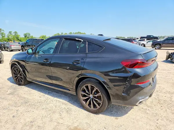5UX33EX09S9X77510 2025 BMW X6 - Image 2