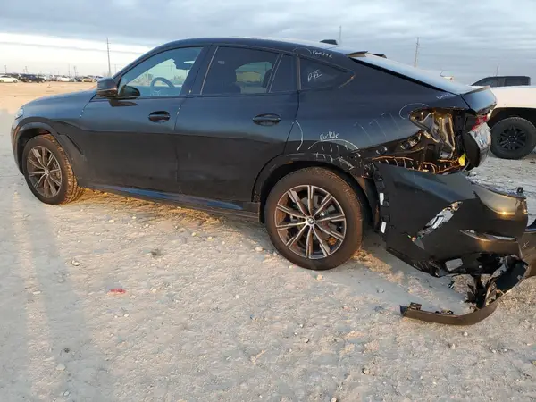 5UX33EX09S9Y26463 2025 BMW X6 - Image 2