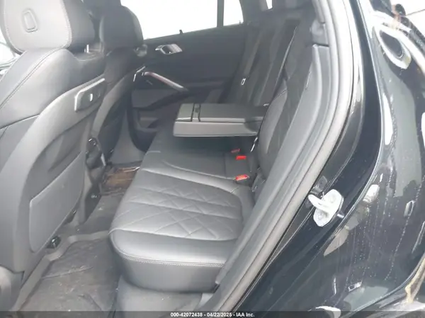 5UX33EX09S9Y89594 2025 BMW X6 - Image 8