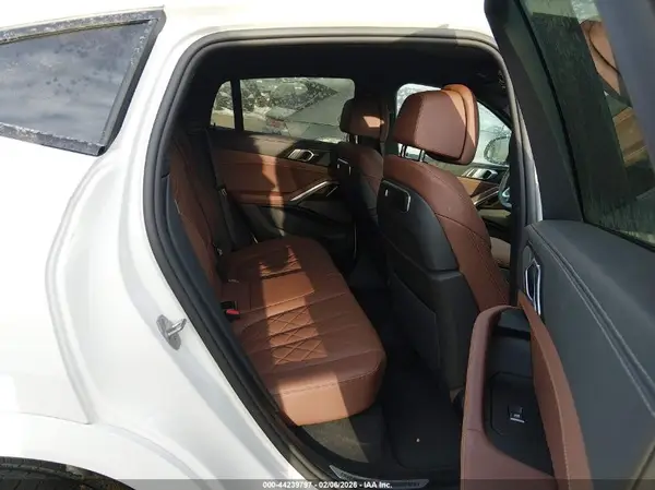 5UX33EX09T9161226 2026 BMW X6 - Image 8