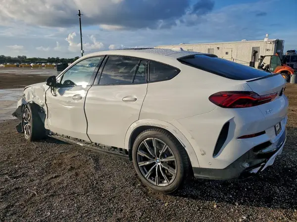 5UX33EX09T9200798 2026 BMW X6 - Image 2