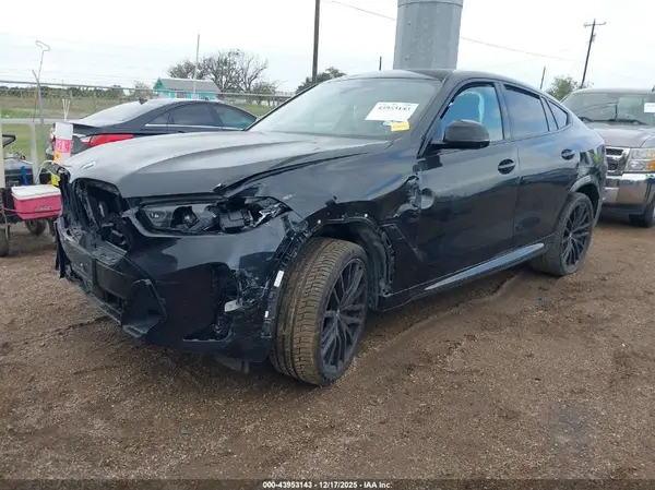 5UX33EX0XR9S29459 2024 BMW X6 - Image 2