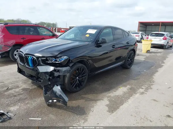 5UX33EX0XR9S93081 2024 BMW X6 - Image 2