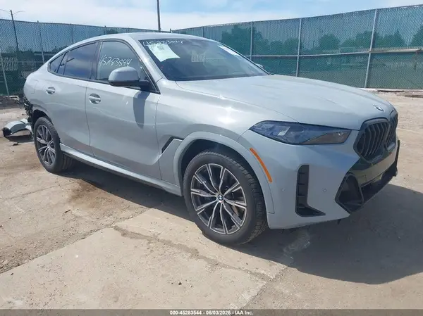 5UX33EX0XT9312297 2026 BMW X6 - Image 1