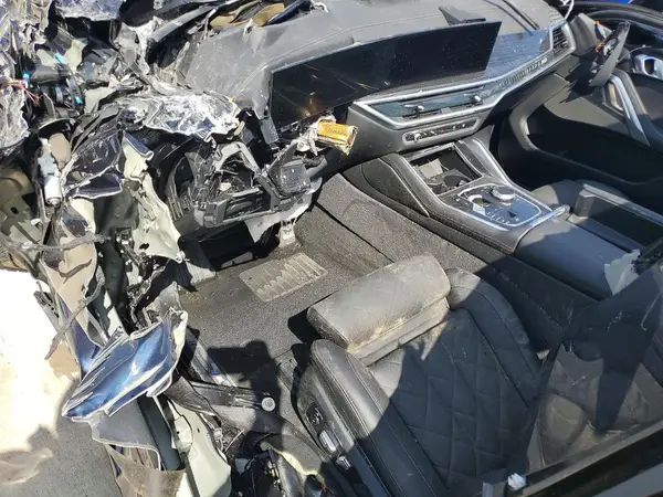 5UX33EX0XT9369633 2026 BMW X6 - Image 8