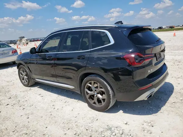 5UX43DP00N9K23842 2022 BMW X3 - Image 2