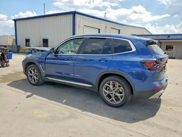 5UX43DP00N9K61037 2022 BMW X3 - Image 2