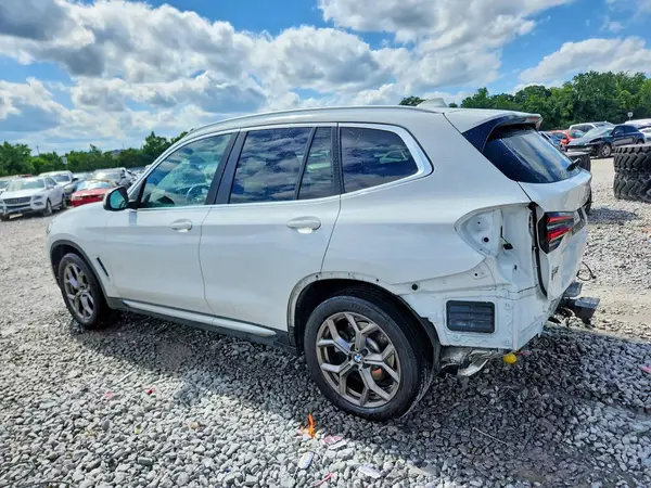 5UX43DP00N9K79800 2022 BMW X3 - Image 2