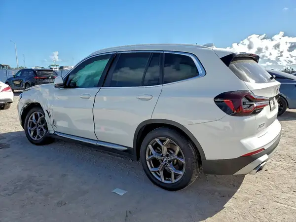 5UX43DP00N9K88349 2022 BMW X3 - Image 2