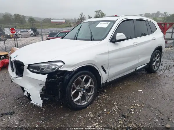 5UX43DP00N9M09624 2022 BMW X3 - Image 2