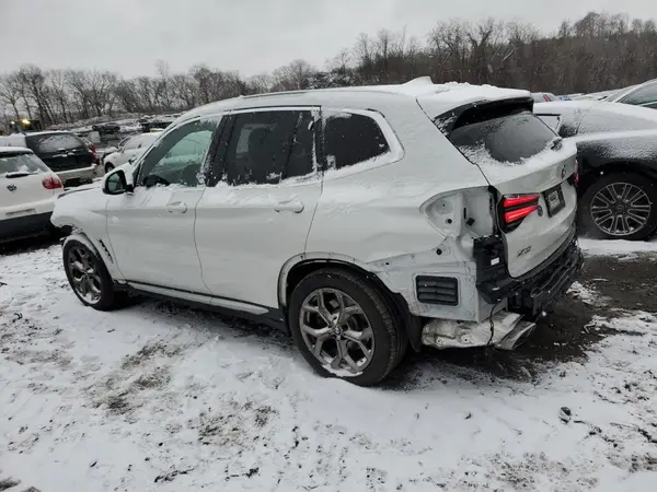 5UX43DP00N9M49332 2022 BMW X3 - Image 2