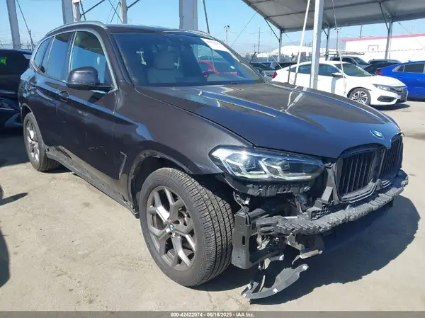5UX43DP00P9R39661 2023 BMW X3 - Image 1