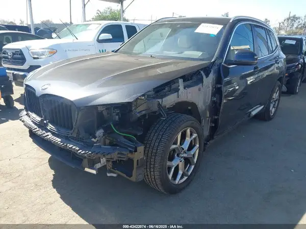 5UX43DP00P9R39661 2023 BMW X3 - Image 2