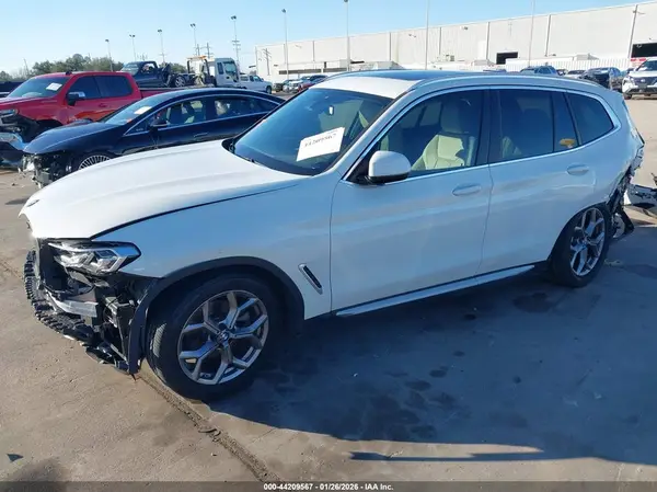 5UX43DP00P9S68928 2023 BMW X3 - Image 2