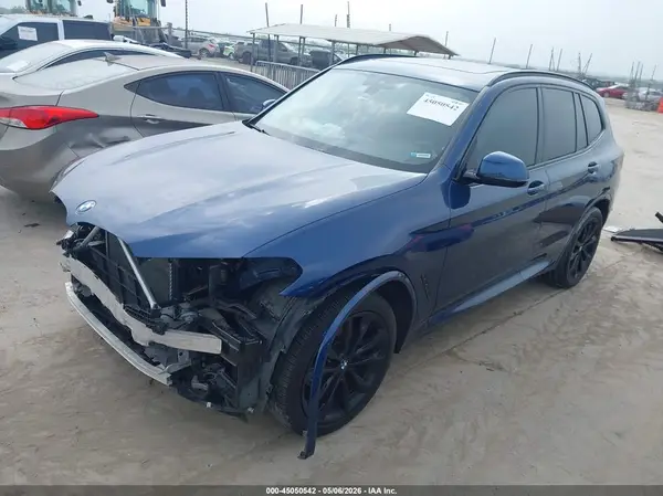 5UX43DP00R9U49837 2024 BMW X3 - Image 2
