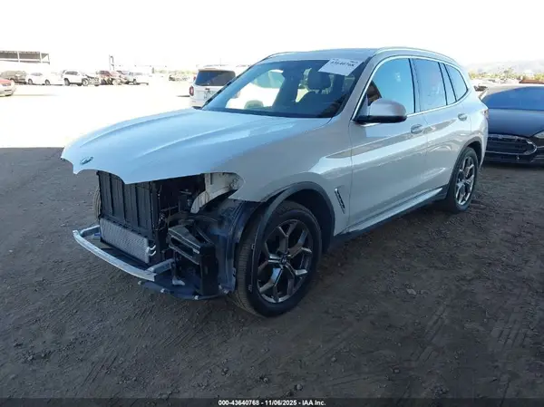 5UX43DP00R9V31549 2024 BMW X3 - Image 2