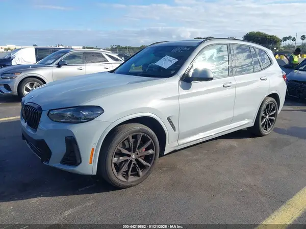 5UX43DP00R9V35410 2024 BMW X3 - Image 2