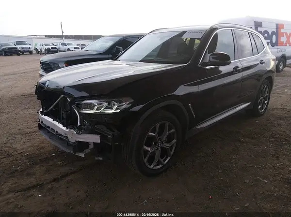 5UX43DP00R9V84364 2024 BMW X3 - Image 2