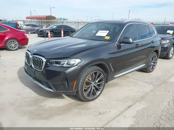 5UX43DP00R9X27054 2024 BMW X3 - Image 2