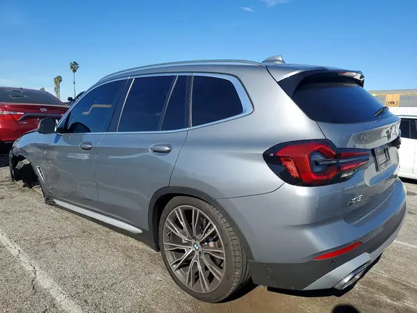 5UX43DP00R9X47658 2024 BMW X3 - Image 2