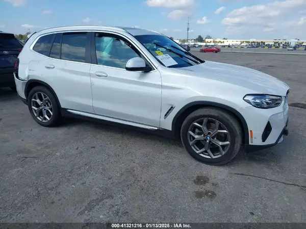 5UX43DP01N9H47620 2022 BMW X3 - Image 1