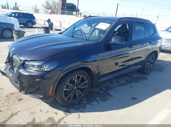 5UX43DP01N9J17917 2022 BMW X3 - Image 2