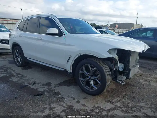 5UX43DP01N9J26049 2022 BMW X3 - Image 1