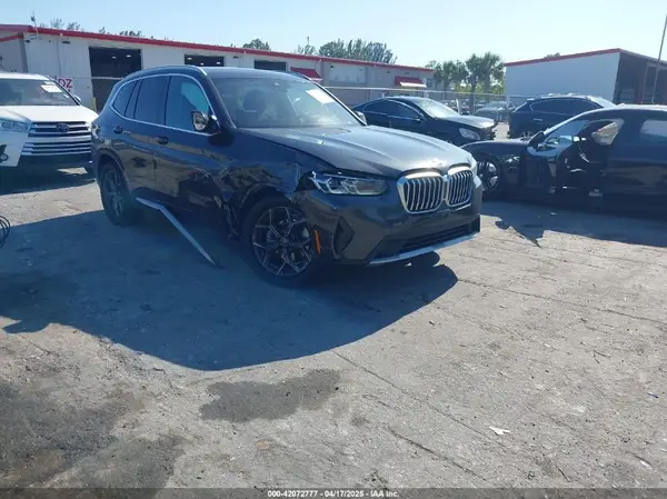 5UX43DP01N9K29942 2022 BMW X3 - Image 1