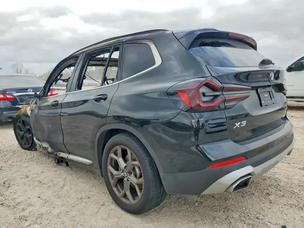 5UX43DP01N9K34316 2022 BMW X3 - Image 2