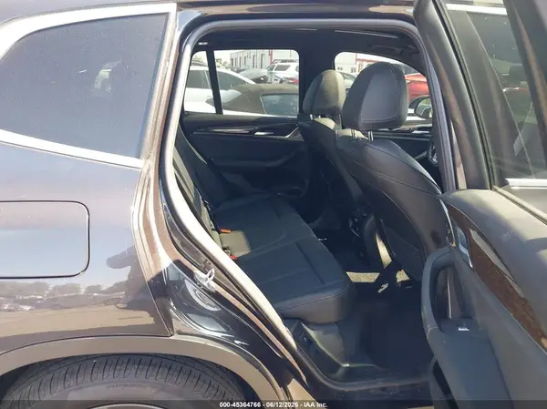 5UX43DP01N9K35692 2022 BMW X3 - Image 8