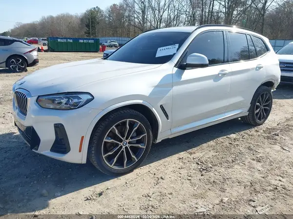 5UX43DP01N9K64237 2022 BMW X3 - Image 2