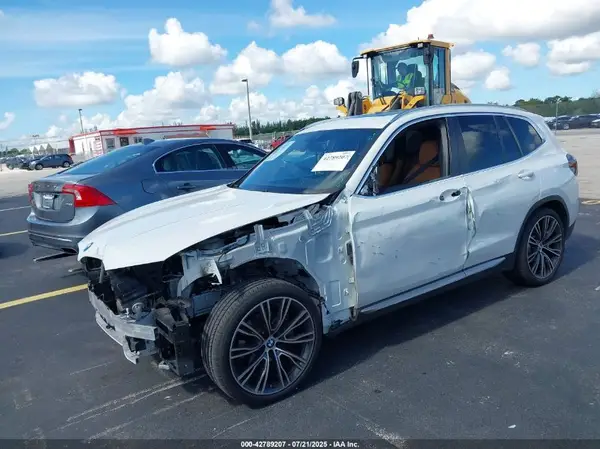 5UX43DP01N9K69065 2022 BMW X3 - Image 2