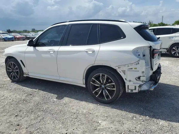 5UX43DP01N9K84049 2022 BMW X3 - Image 2