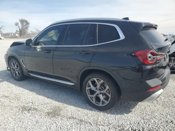 5UX43DP01N9K93172 2022 BMW X3 - Image 2