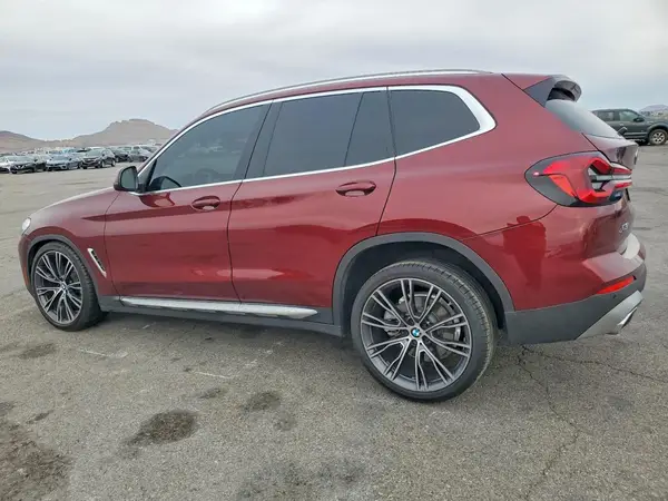 5UX43DP01N9L94843 2022 BMW X3 - Image 2