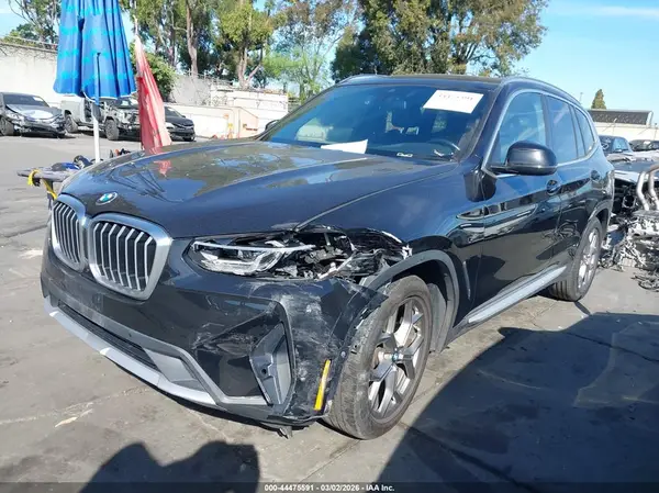 5UX43DP01N9M51588 2022 BMW X3 - Image 2