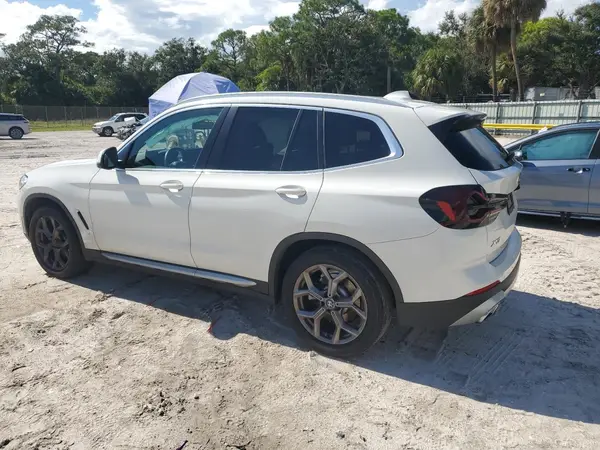 5UX43DP01N9N22515 2022 BMW X3 - Image 2