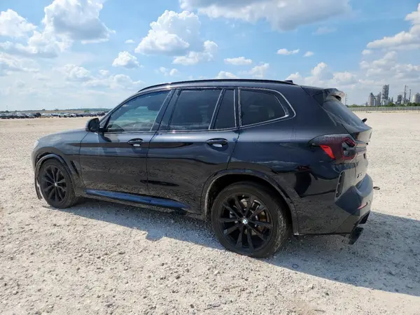 5UX43DP01P9P29585 2023 BMW X3 - Image 2
